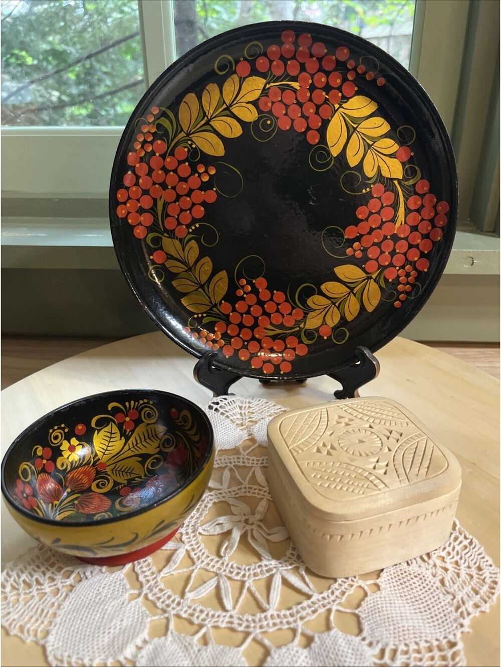 Vintage Russian Khokhloma Hand Paint Lacquered Plate Wood Box Lot of 3 Folk Art